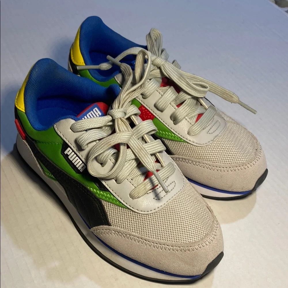 PUMA Kids “Future Rider” Sneakers in Gray, Green, and Red - Picture 2 of 8